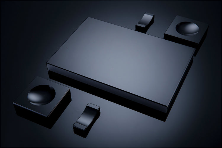 Sushi-Set aus Schwarzglas von Black Glass, mit Sushiplatte, Saucenschalen und Stickablagen